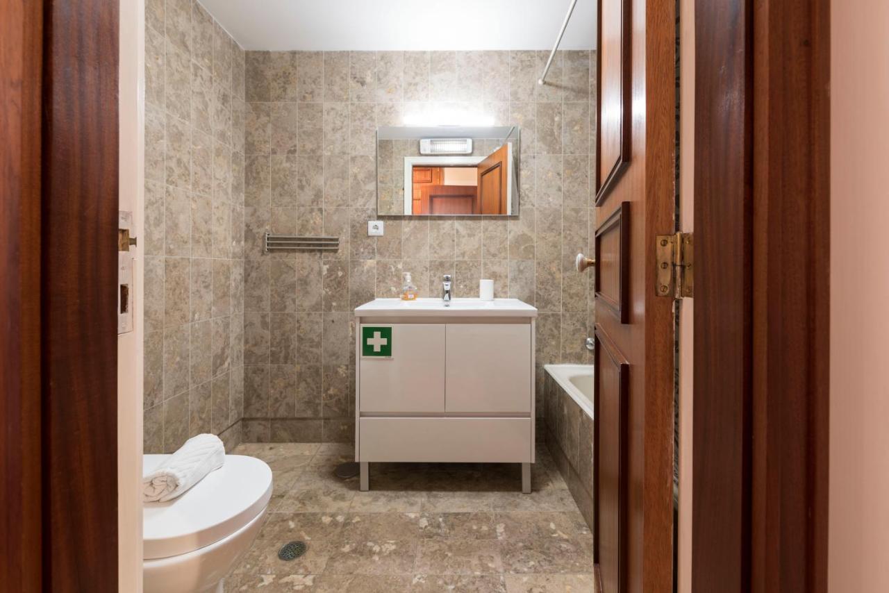 Lovelystay - Charming 3Br Flat W/ Free Parking In Devesas Vila Nova de Gaia Zewnętrze zdjęcie