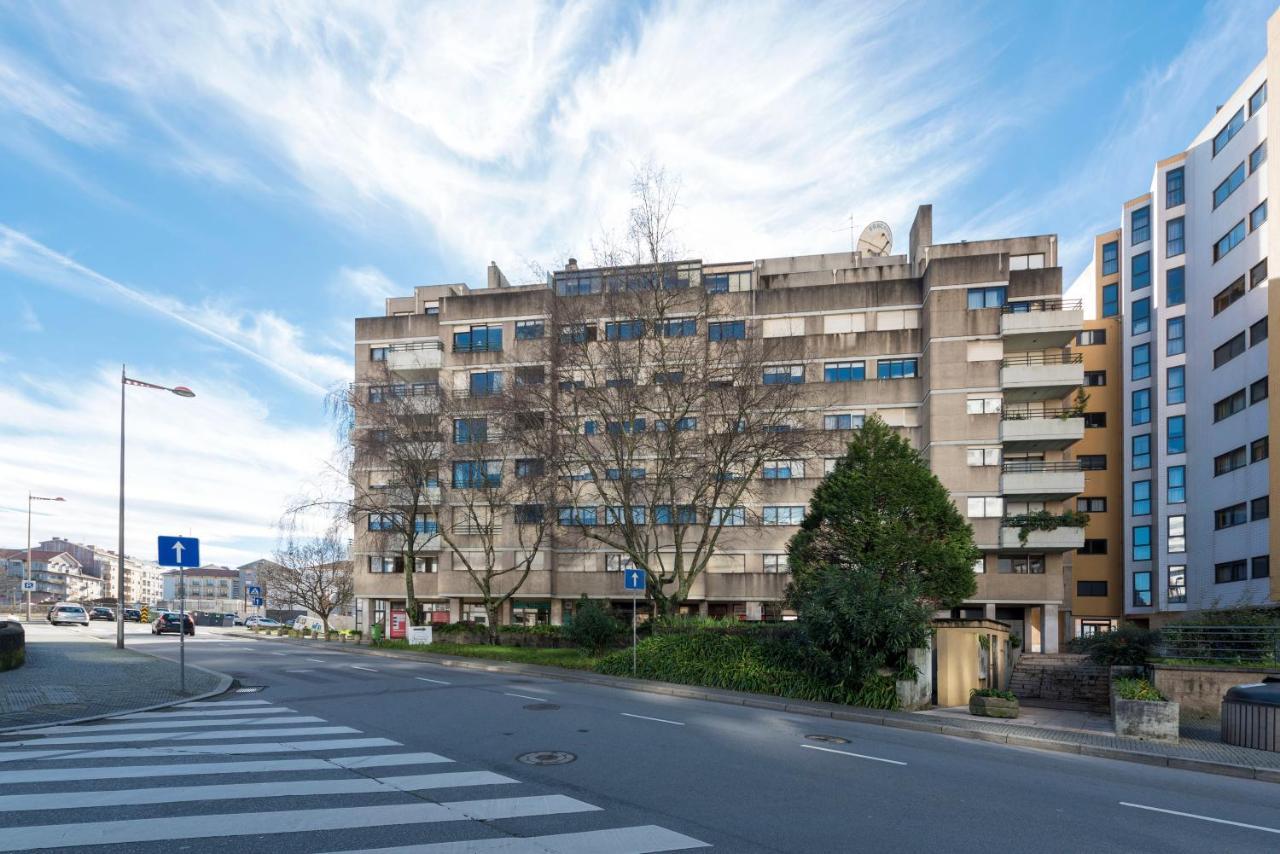 Lovelystay - Charming 3Br Flat W/ Free Parking In Devesas Vila Nova de Gaia Zewnętrze zdjęcie